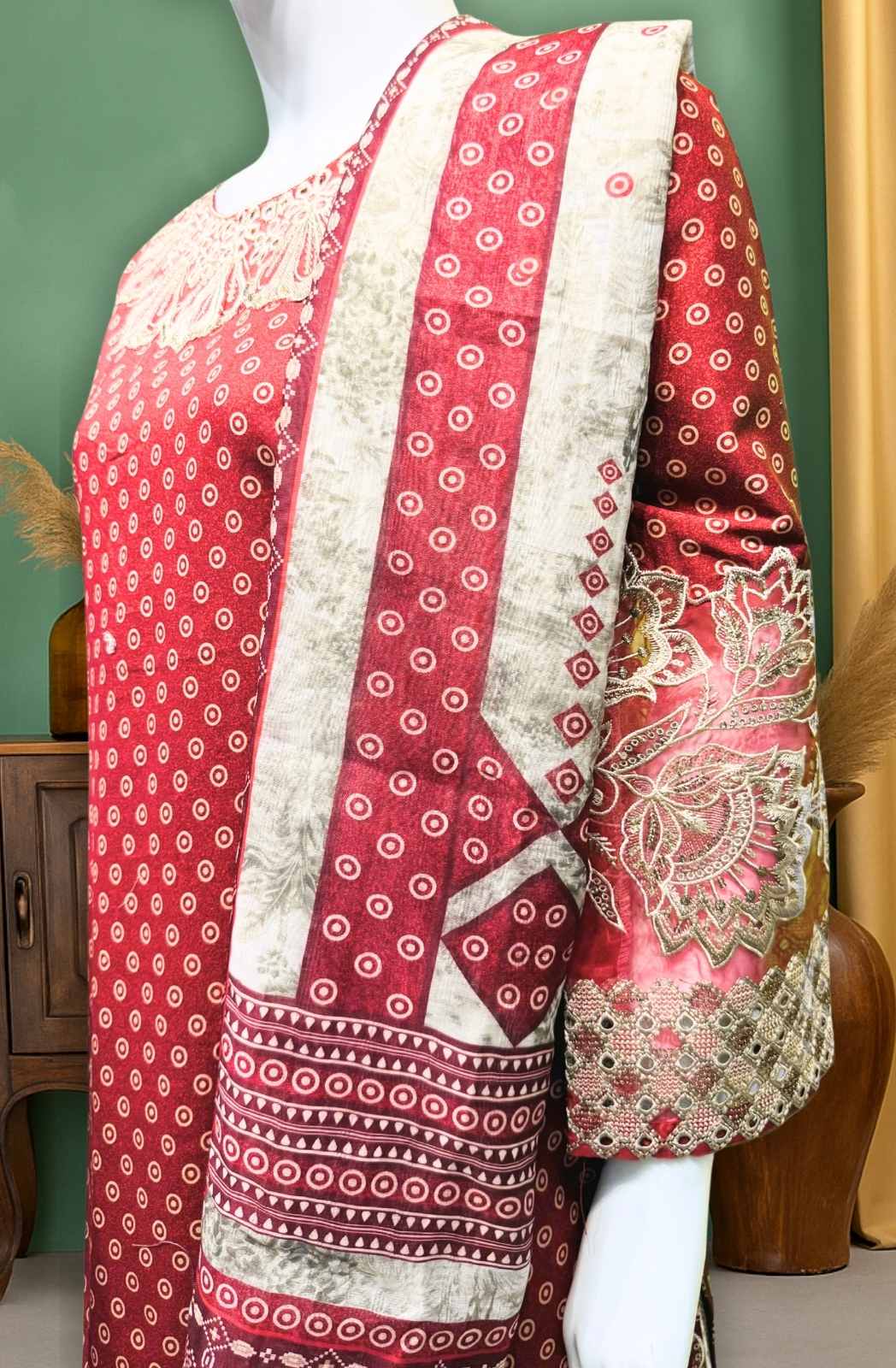 Breezy Elegance: Summer Luxe Ladies Suit